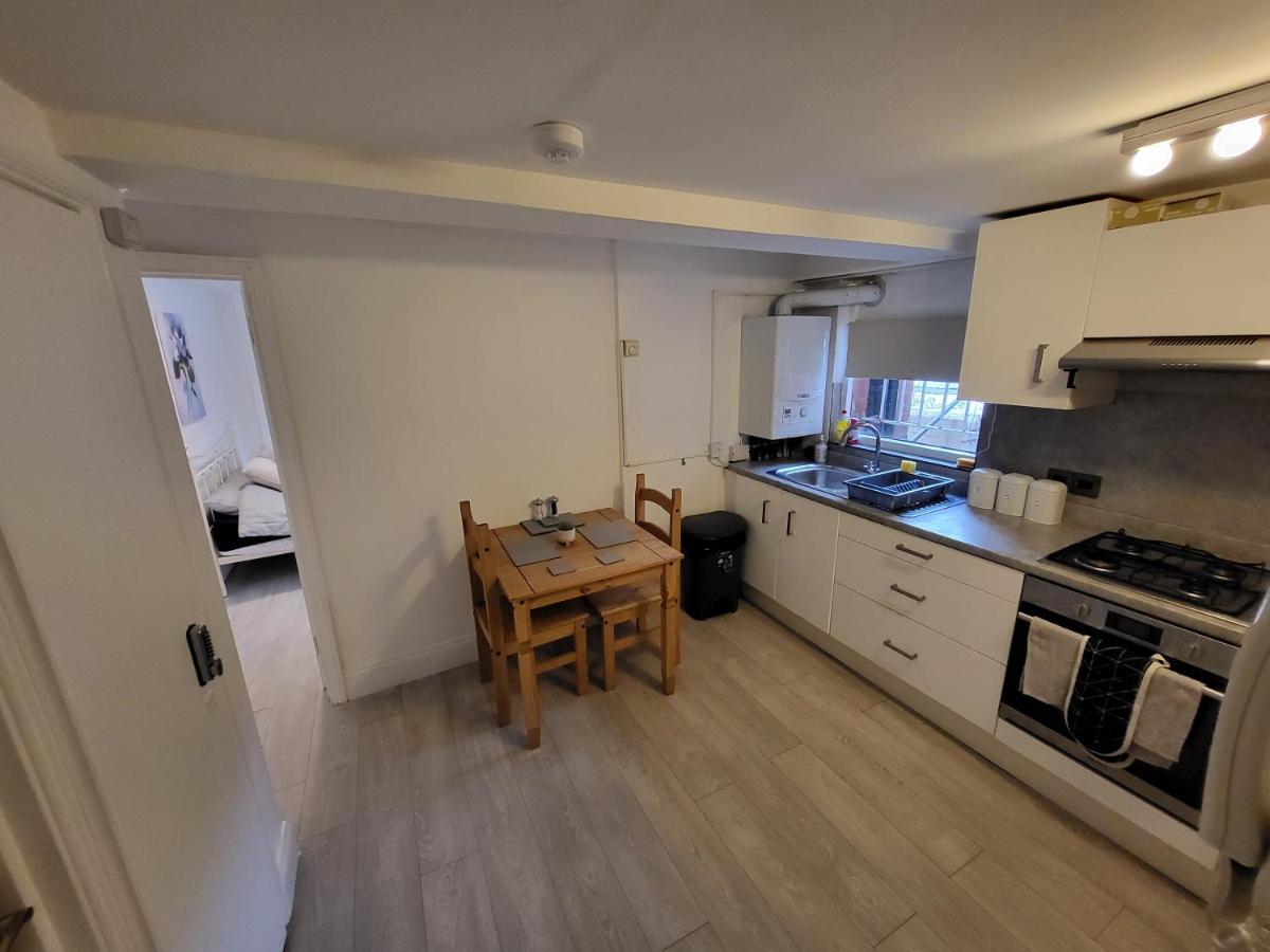 Cosy Apartment By Clapham South Underground! London Exterior foto
