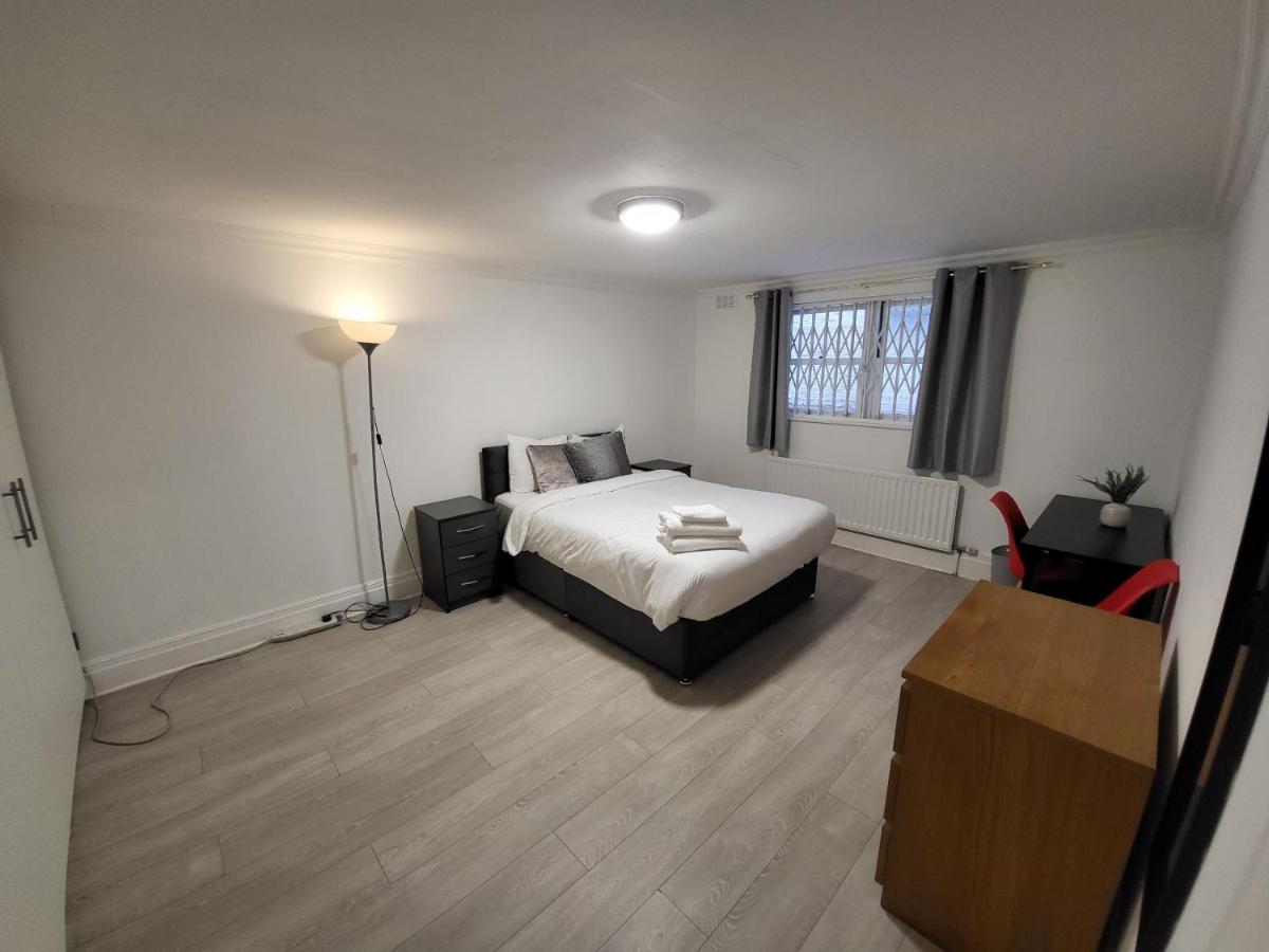 Cosy Apartment By Clapham South Underground! London Exterior foto