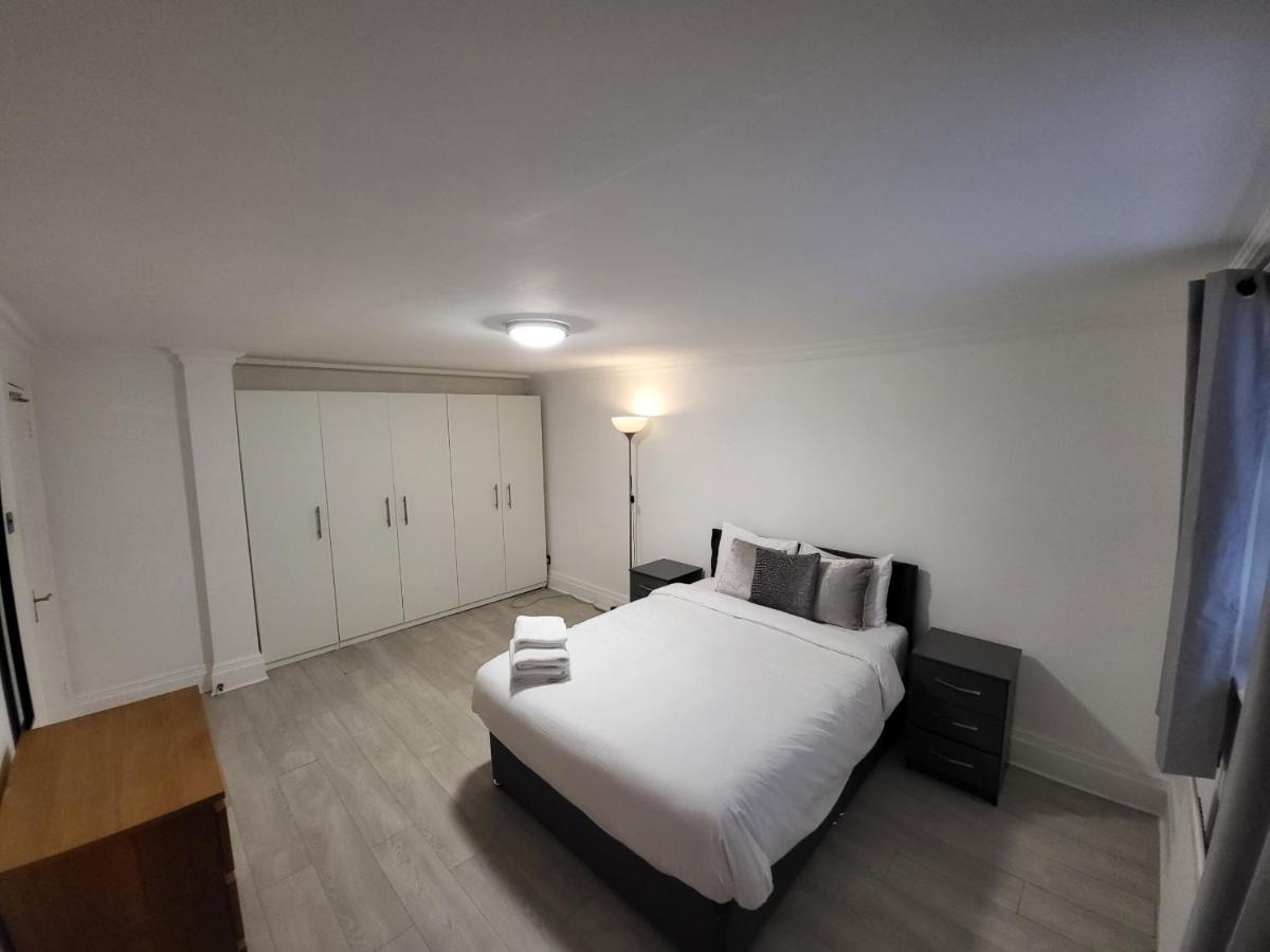 Cosy Apartment By Clapham South Underground! London Exterior foto